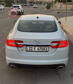 جاكوار XF